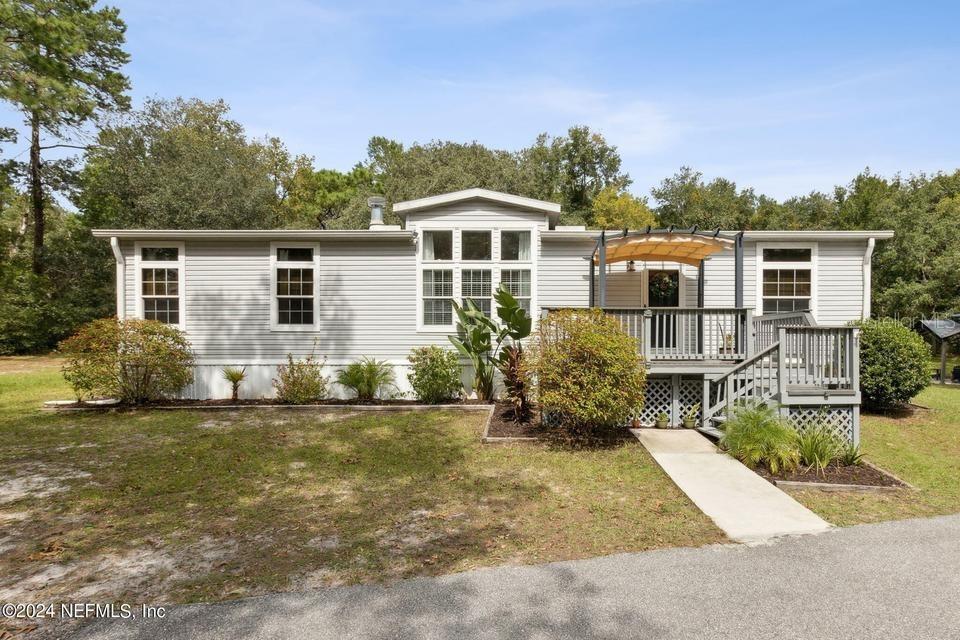 112 Silver Beach Blvd., Pomona Park, FL 32181