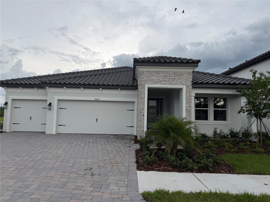 34683 Legacy Acres Dr., Zephyrhills, FL 33541