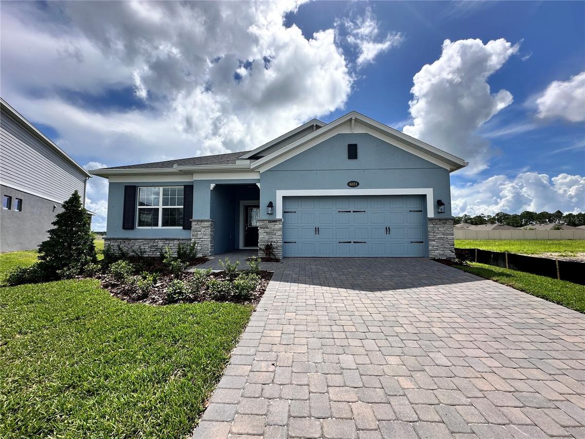 6831 Yellow Warbler Bend, St Cloud, FL 34773