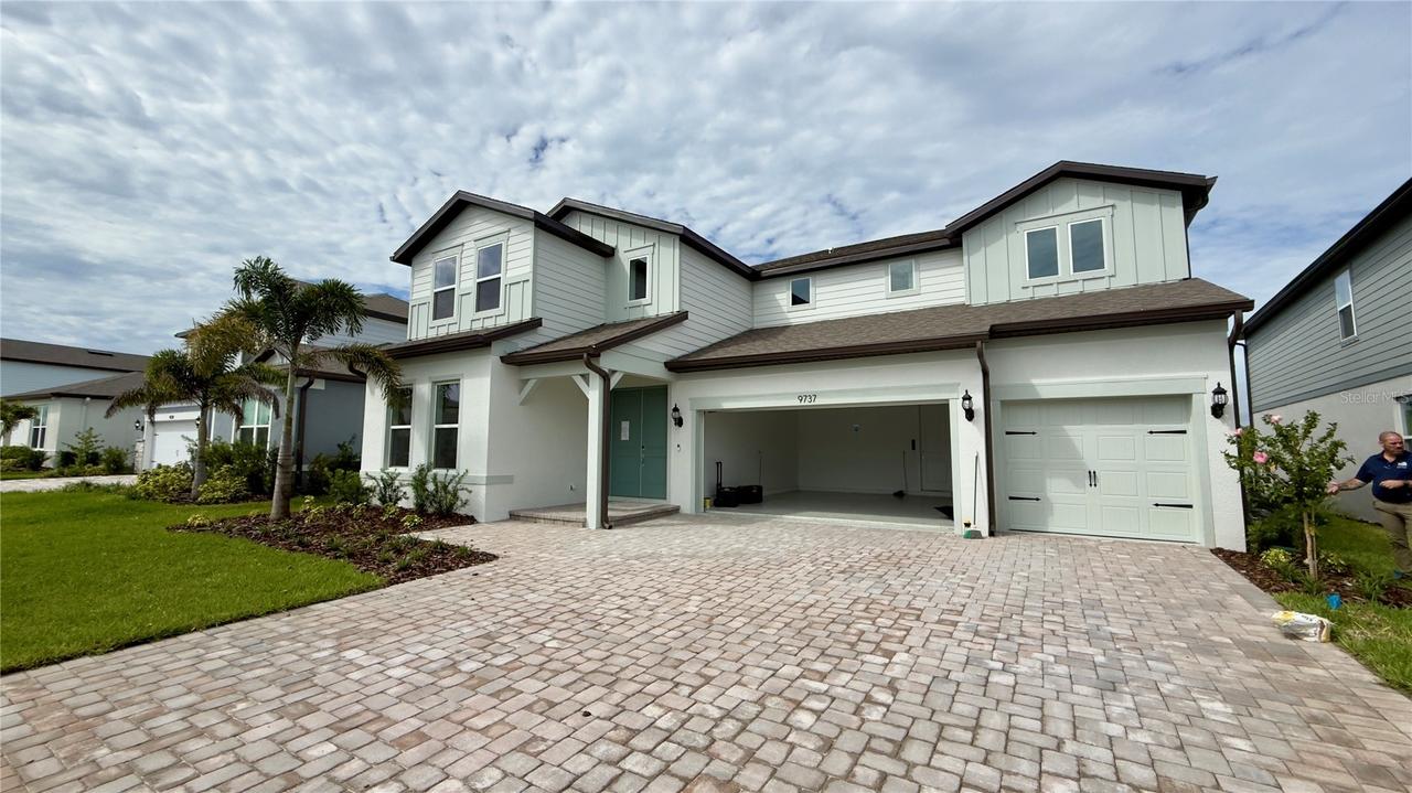 9737 Autumn Ridge Ave., Riverview, FL 33578
