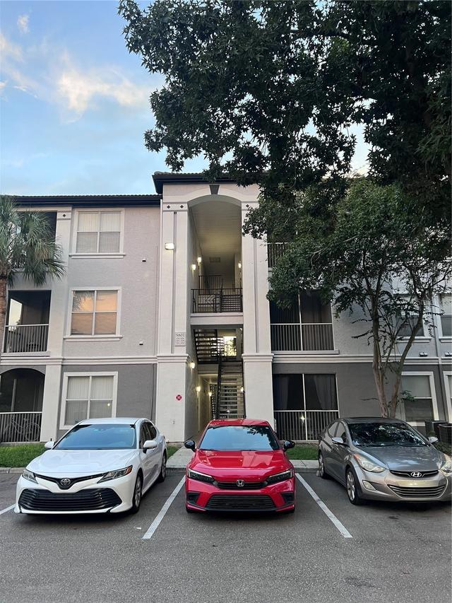 5807 Legacy Crescent Pl. #103, Riverview, FL 33569