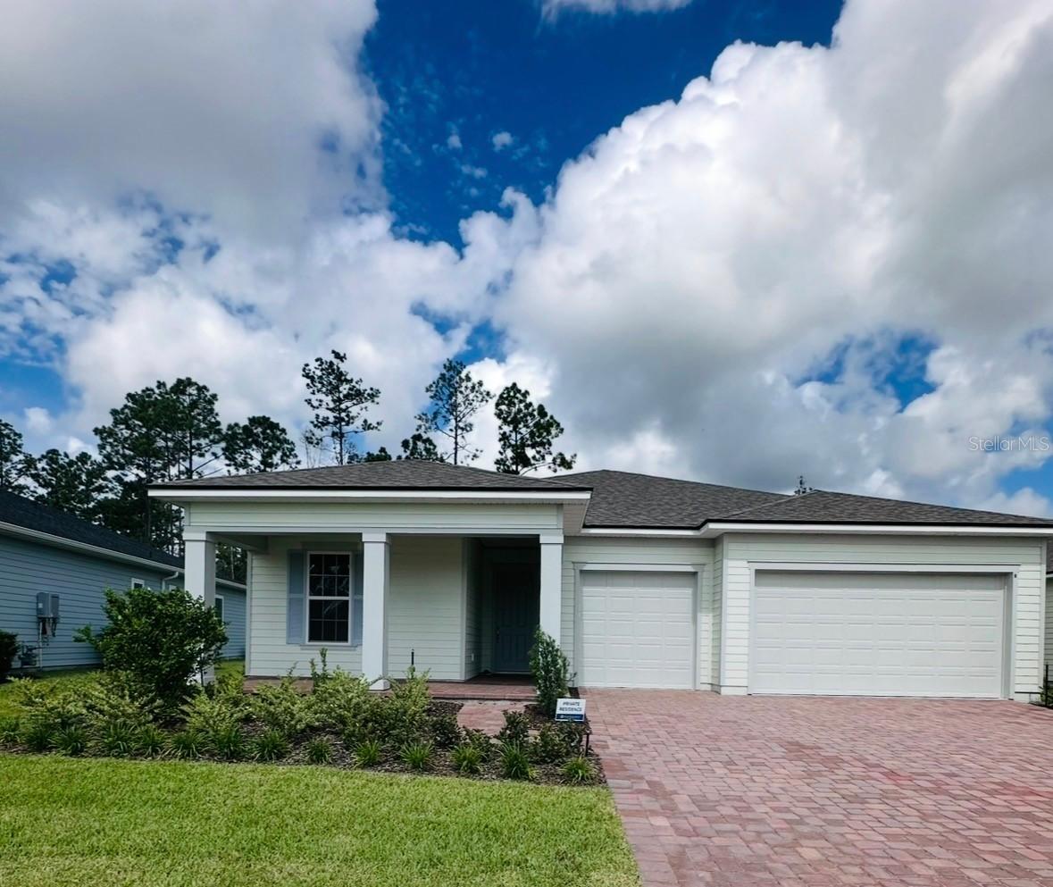 8 Treehouse Pl., Palm Coast, FL 32137