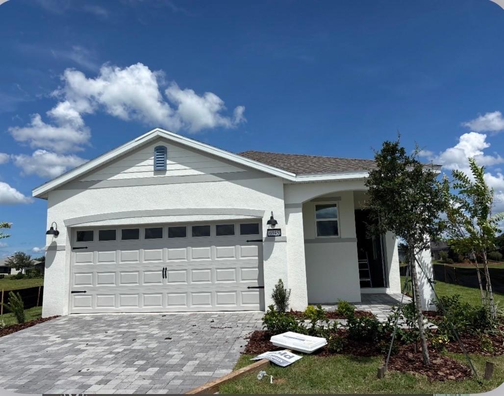 6945 Starboard St., Mount Dora, FL 32757
