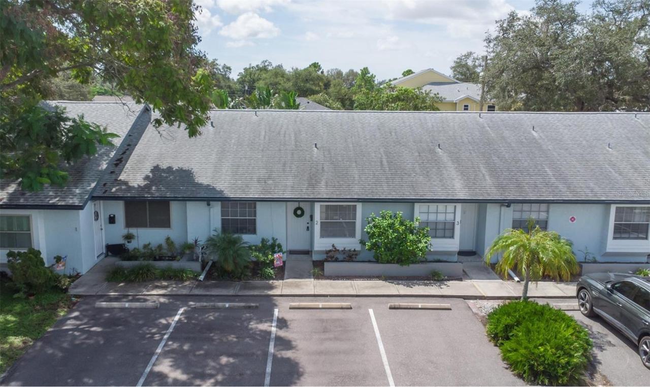 366 47th Ave. #4, St Petersburg, FL 33703