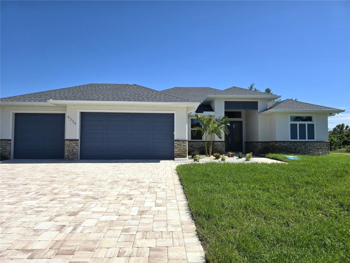 9334 Harvester St., Port Charlotte, FL 33981