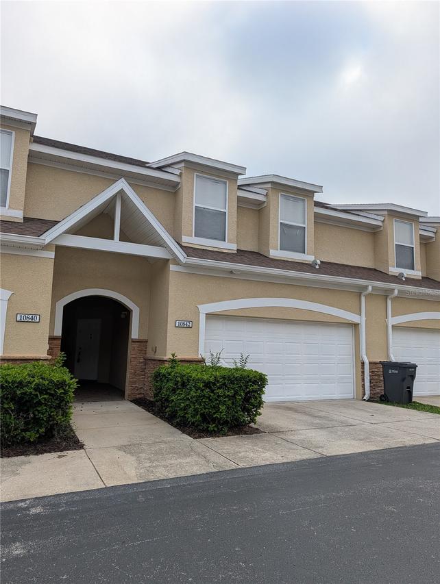 10842 Dragonwood Dr., Tampa, FL 33647