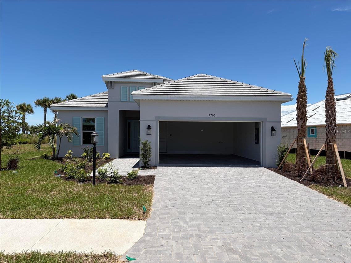 7704 Blue Moon Run, Sarasota, FL 34241