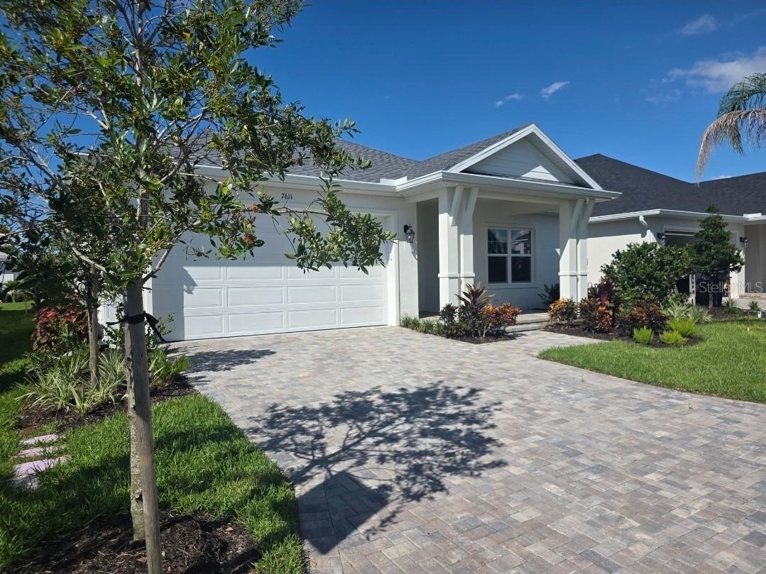 7611 Merritt Ave., Bradenton, FL 34210