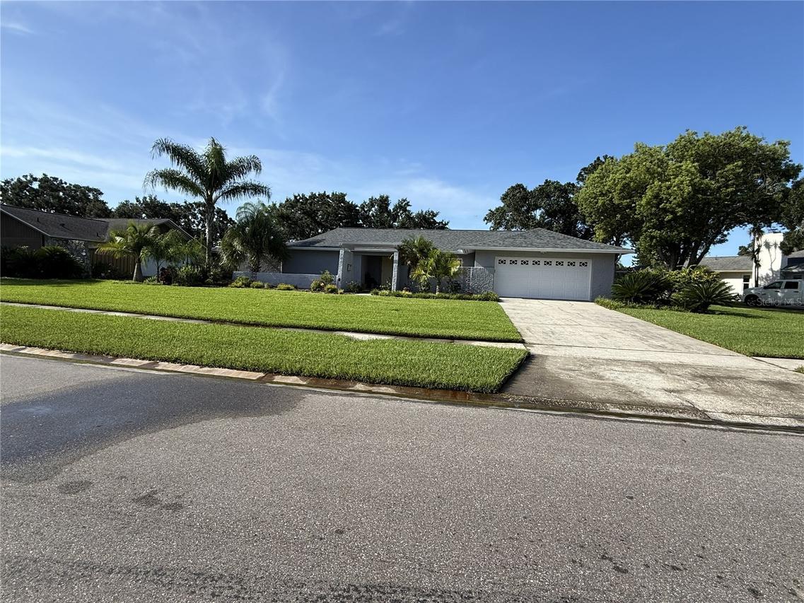 4316 Middle Lake Dr., Tampa, FL 33624