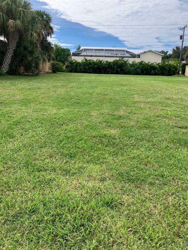 429 Everglades Dr., Venice, FL 34285
