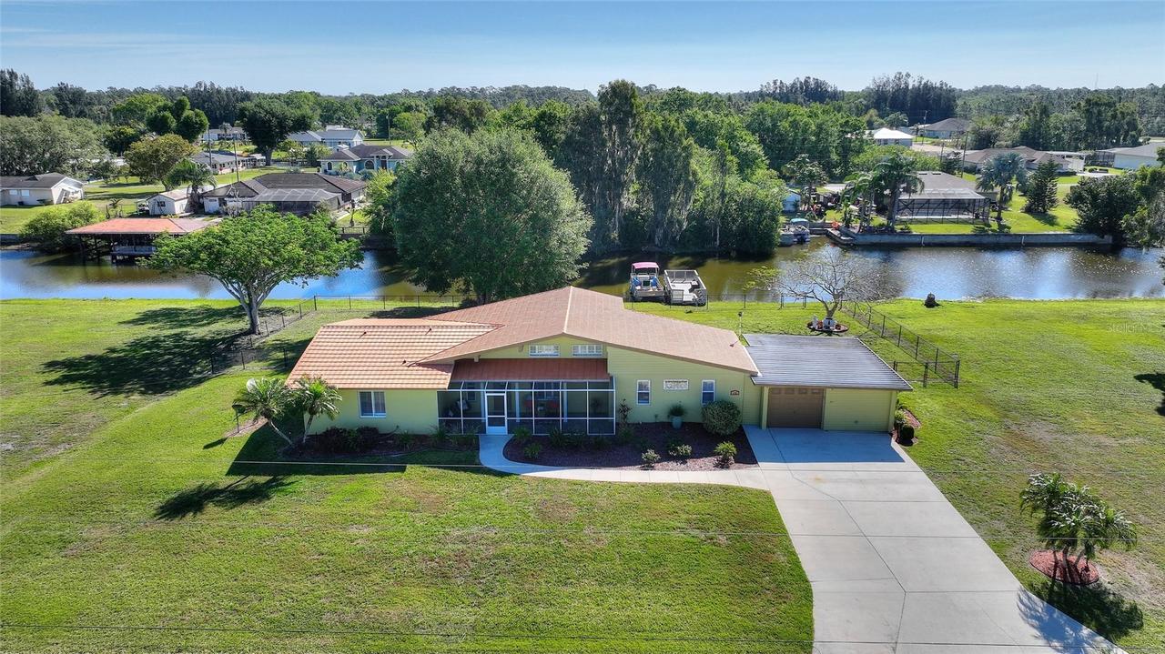 6365 Avocado Dr., Indian Lake Estates, FL 33855