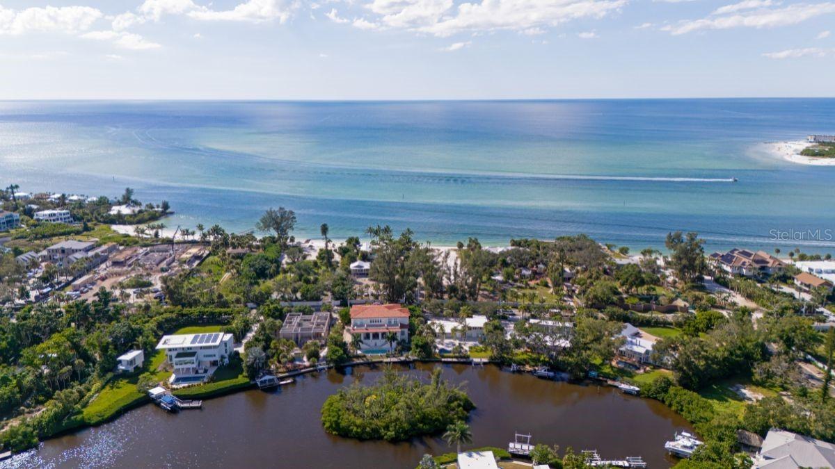 4226 Higel Ave., Sarasota, FL 34242