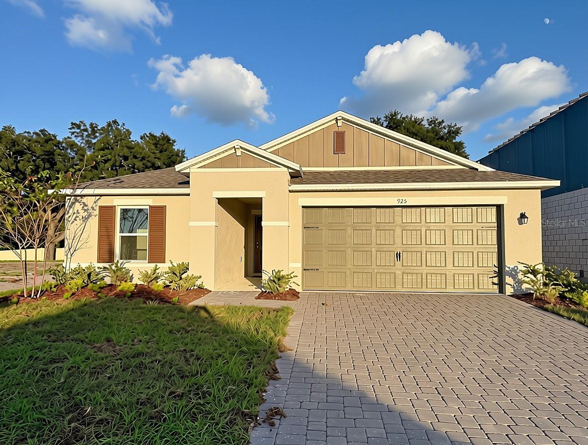 925 Wedgewood St., Lake Wales, FL 33859
