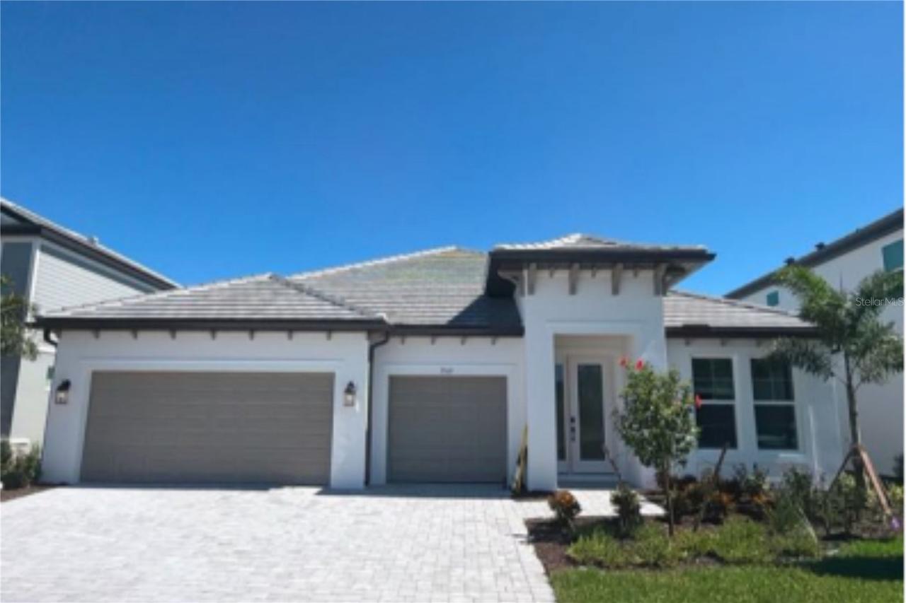 7562 Hawkstone Dr., Sarasota, FL 34241