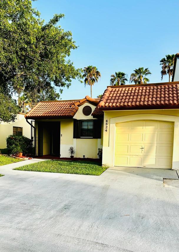 6524 NW 188th Ln., Hialeah, FL 33015