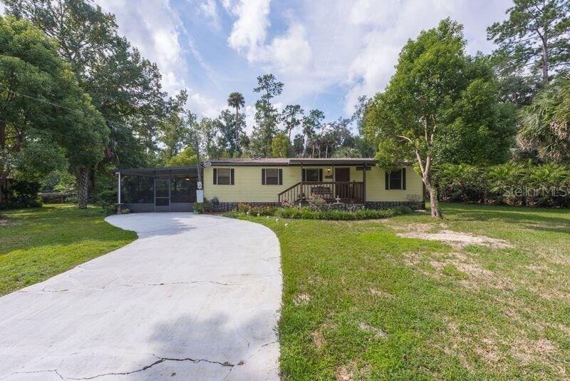 24322 Fox Rd., Astor, FL 32102