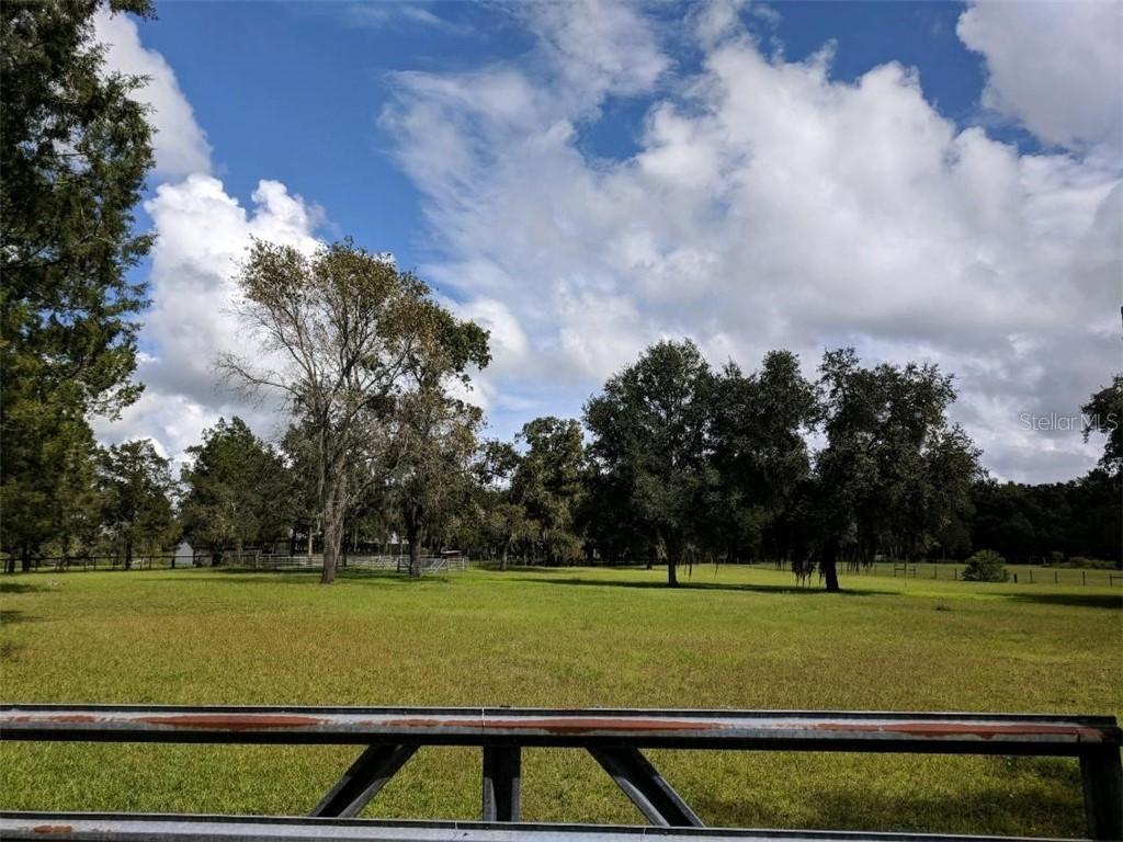 27115 Colassa Rd., Brooksville, FL 34601