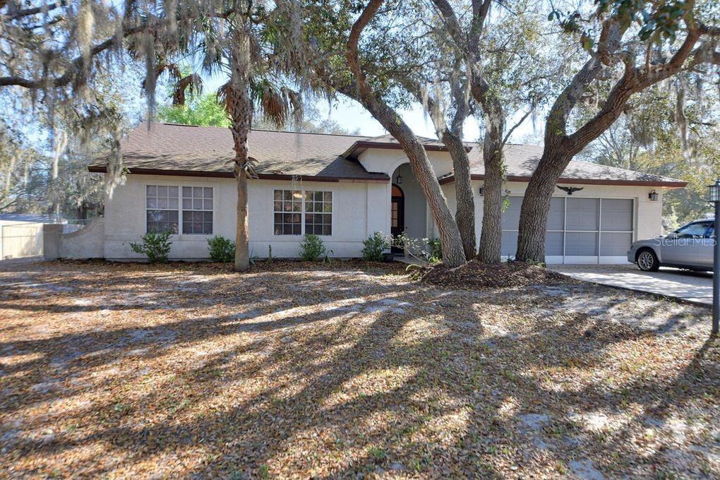 303 Oak Track Trail, Ocala, FL 34472