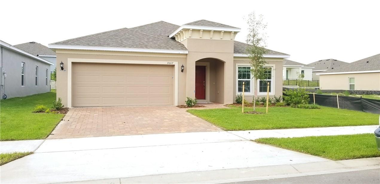 9507 Oglethorpe Dr., Groveland, FL 34736