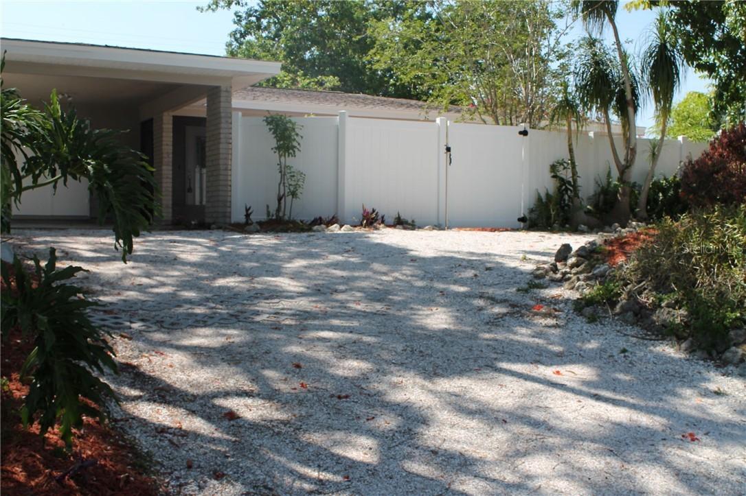 3528 Jaffa Dr., Sarasota, FL 34239