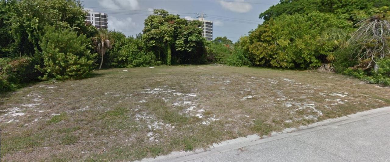 1220 Bogey Ln., Longboat Key, FL 34228