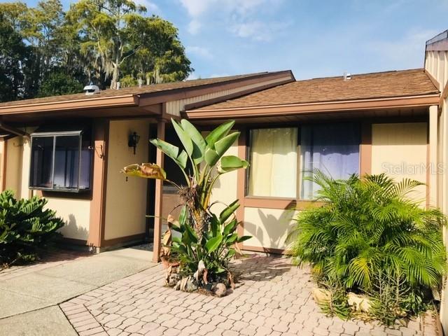 108 Edgewood Ct., Oldsmar, FL 34677