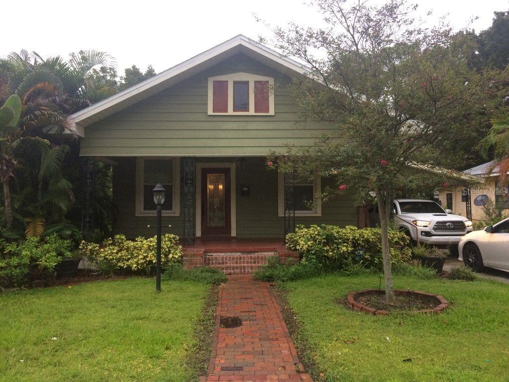 2208 Saxon St., Tampa, FL 33605