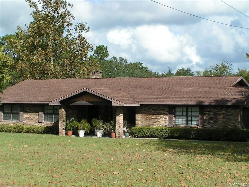 4345 W Woodlawn St., Dunnellon, FL 34433