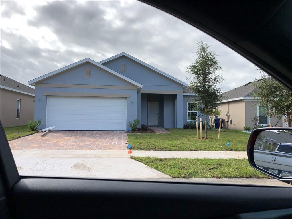 9511 Oglethorpe Dr., Groveland, FL 34736