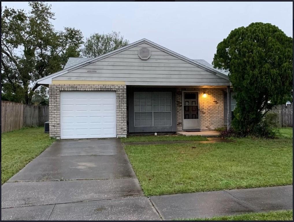 13963 Countryplace Dr., Orlando, FL 32826