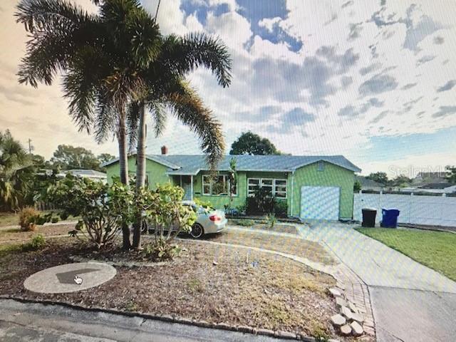 3325 N 17th St., St Petersburg, FL 33713