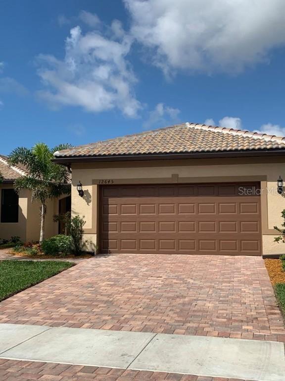 12645 Oriago St., Venice, FL 34293