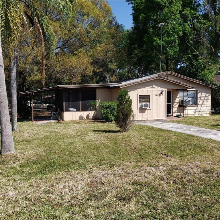 1215 Mayflower Dr., Lakeland, FL 33810