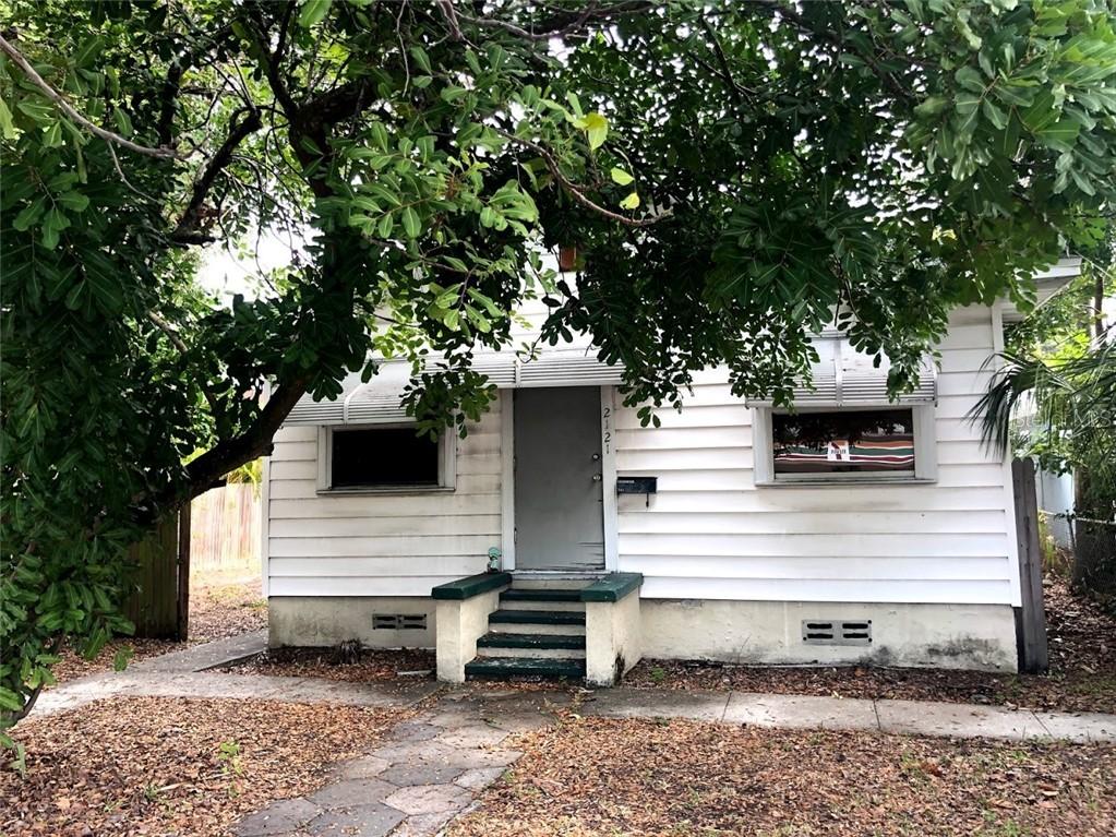 2121 Dr Martin Luther King Jr St., St Petersburg, FL 33704