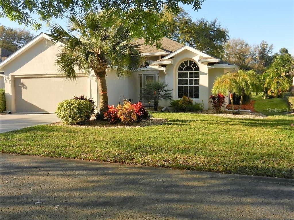 561 Juniper Way, Tavares, FL 32778