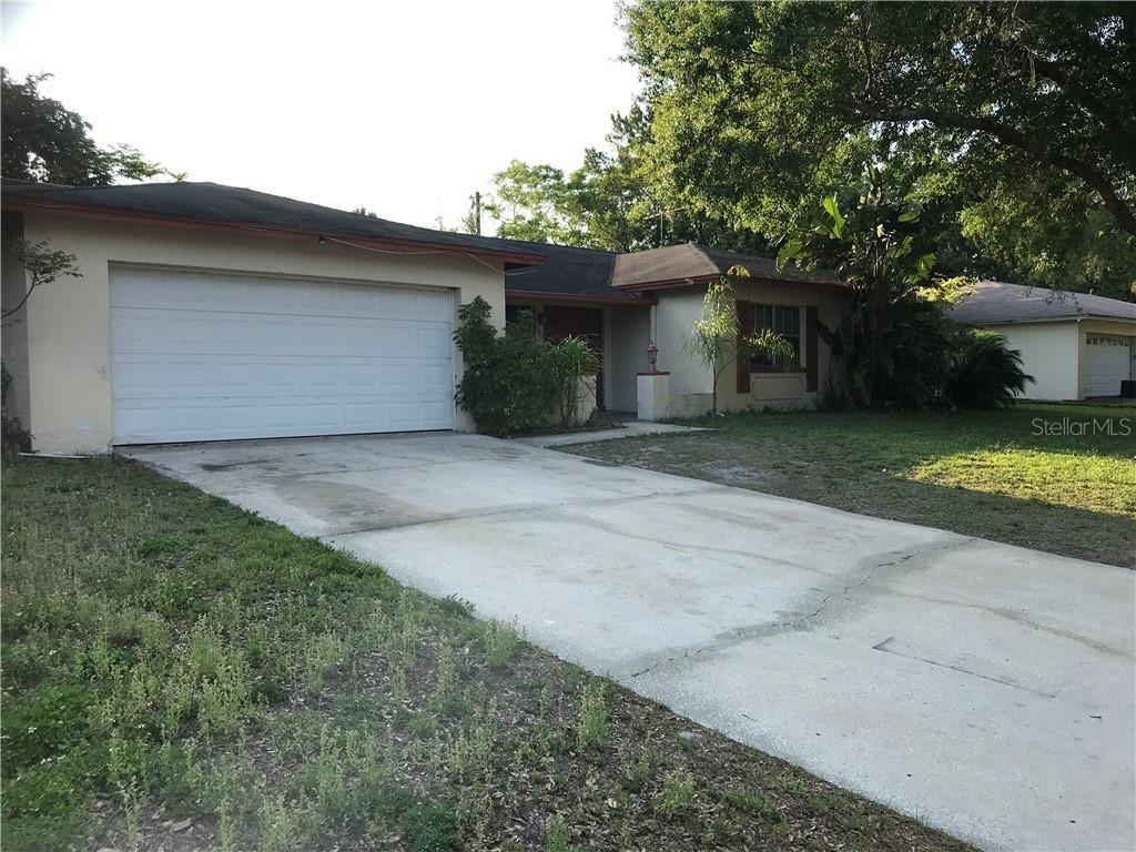 502 Coach Ln., Temple Terrace, FL 33617