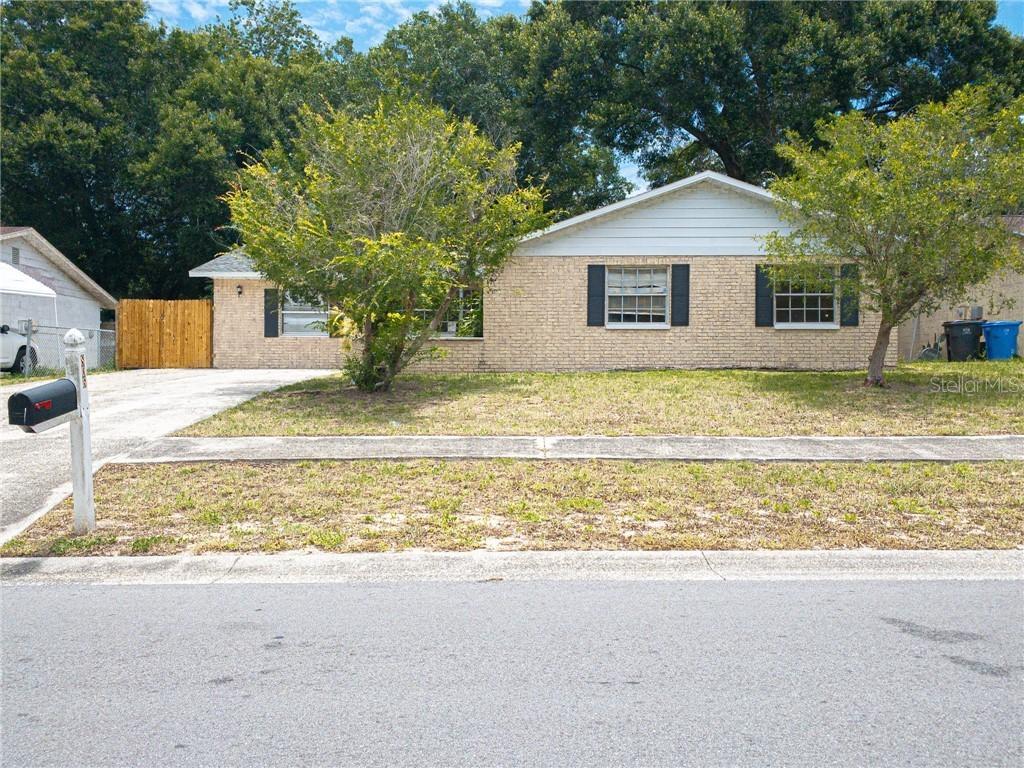 806 Cutler Dr., Seffner, FL 33584