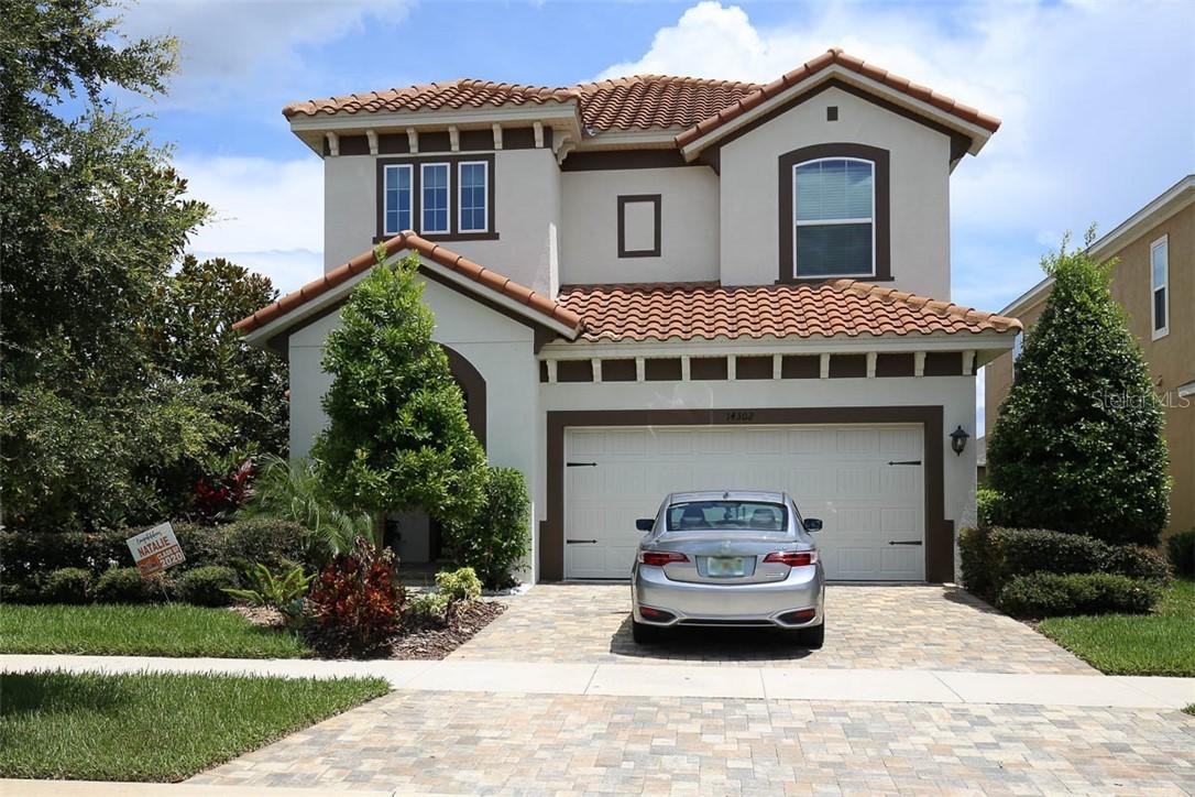 14302 Barrington Stowers Dr., Lithia, FL 33547