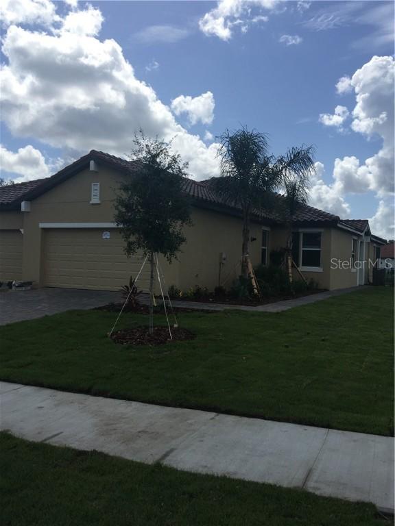 2304 Springhaven Ln., Bradenton, FL 34211