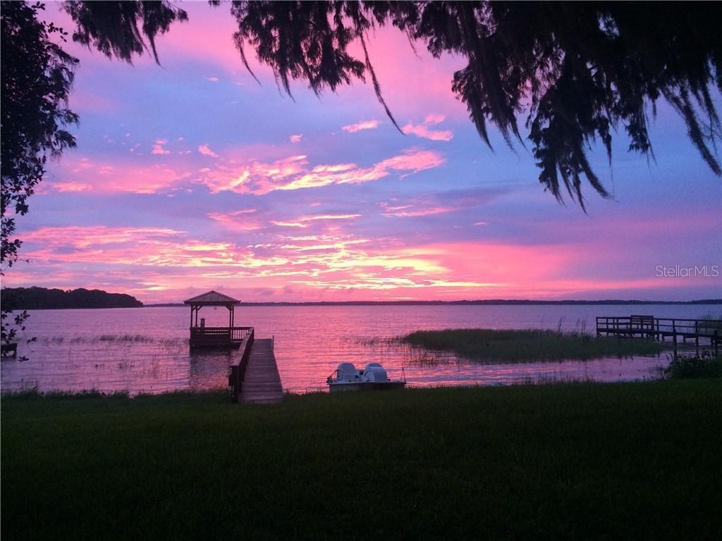 30931 Sunset Dr., Tavares, FL 32778
