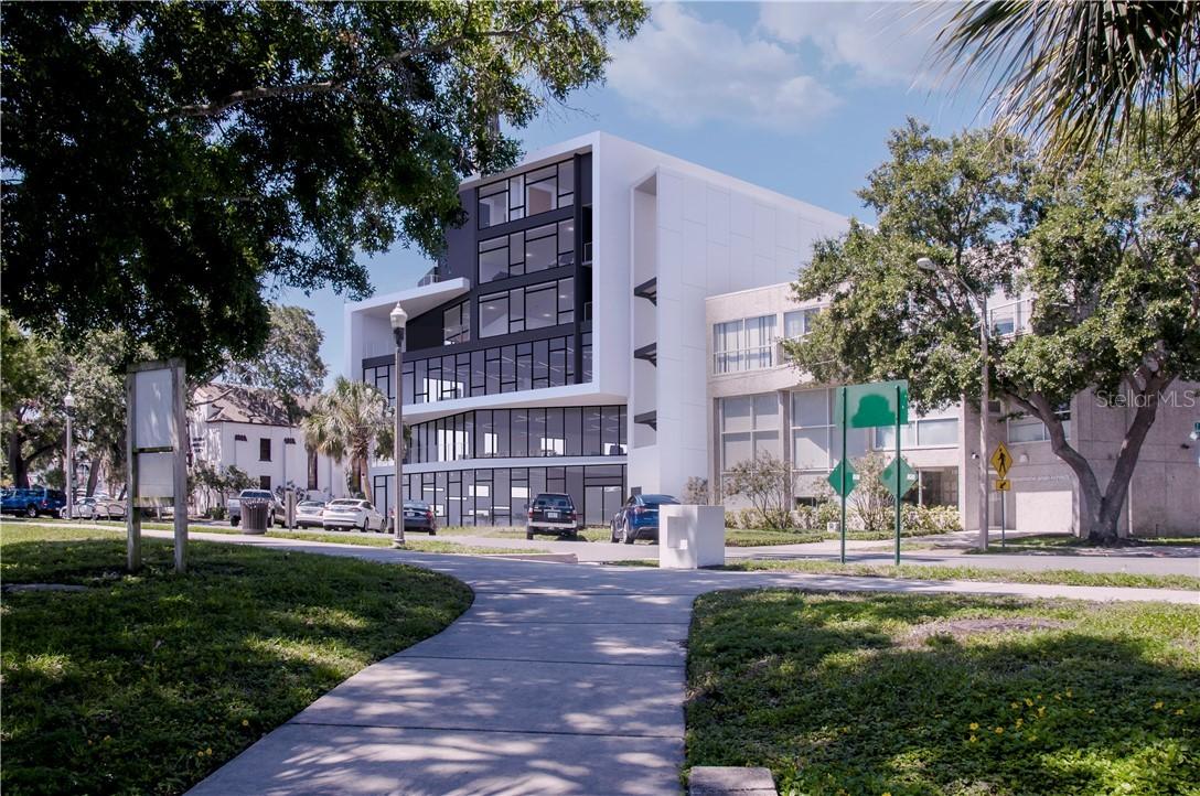 132 Mirror Lake Dr. #402, St Petersburg, FL 33701