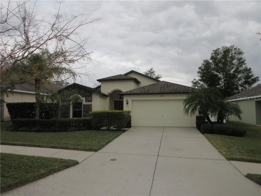 1425 Main St., Valrico, FL 33594