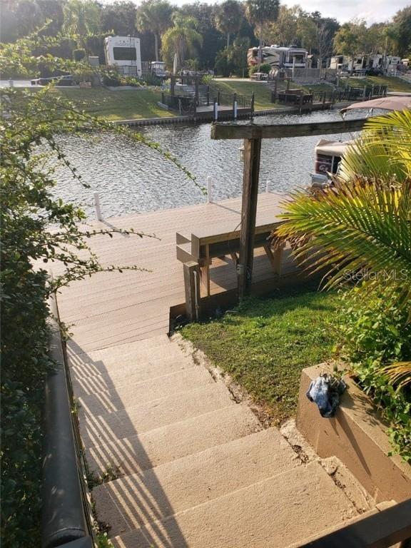 568 Waterway Dr., Lake Wales, FL 33898