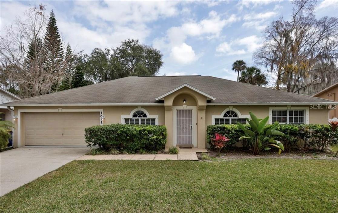 1611 Royal Palm Dr., Edgewater, FL 32132
