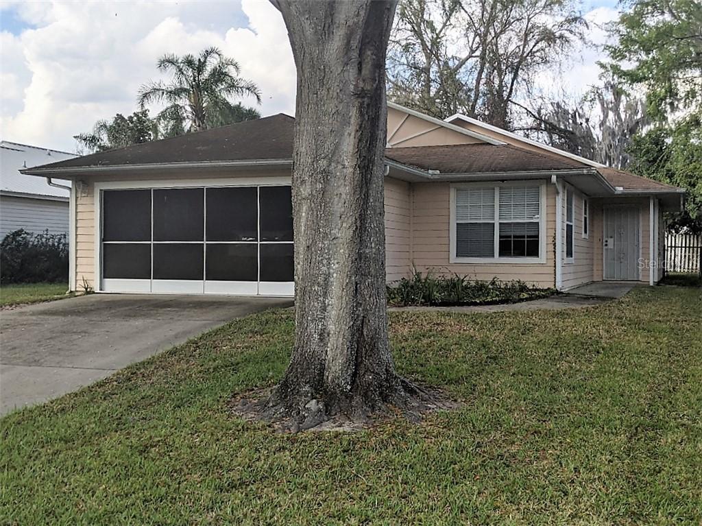 10 Ginger Cir., Leesburg, FL 34748