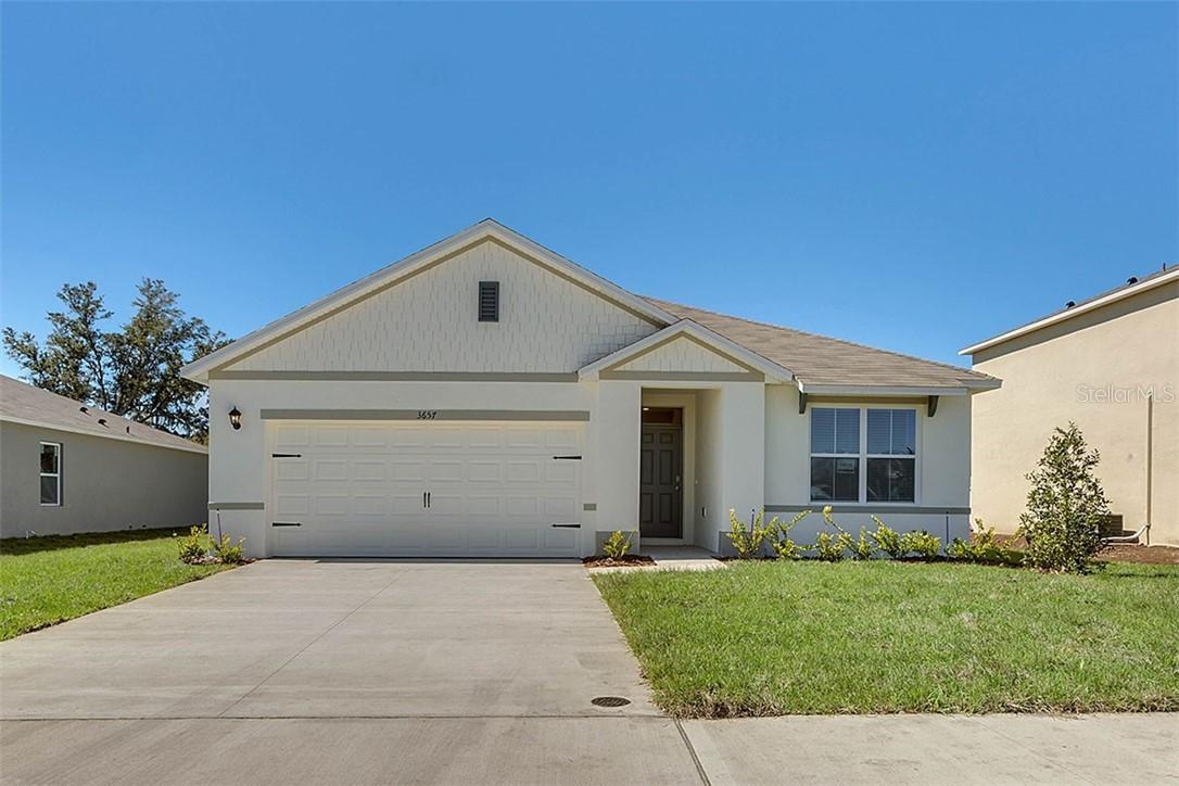 2541 Glacier Express Ln., Tavares, FL 32778