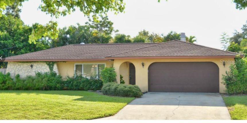 5753 Isanda Pl., Sarasota, FL 34231