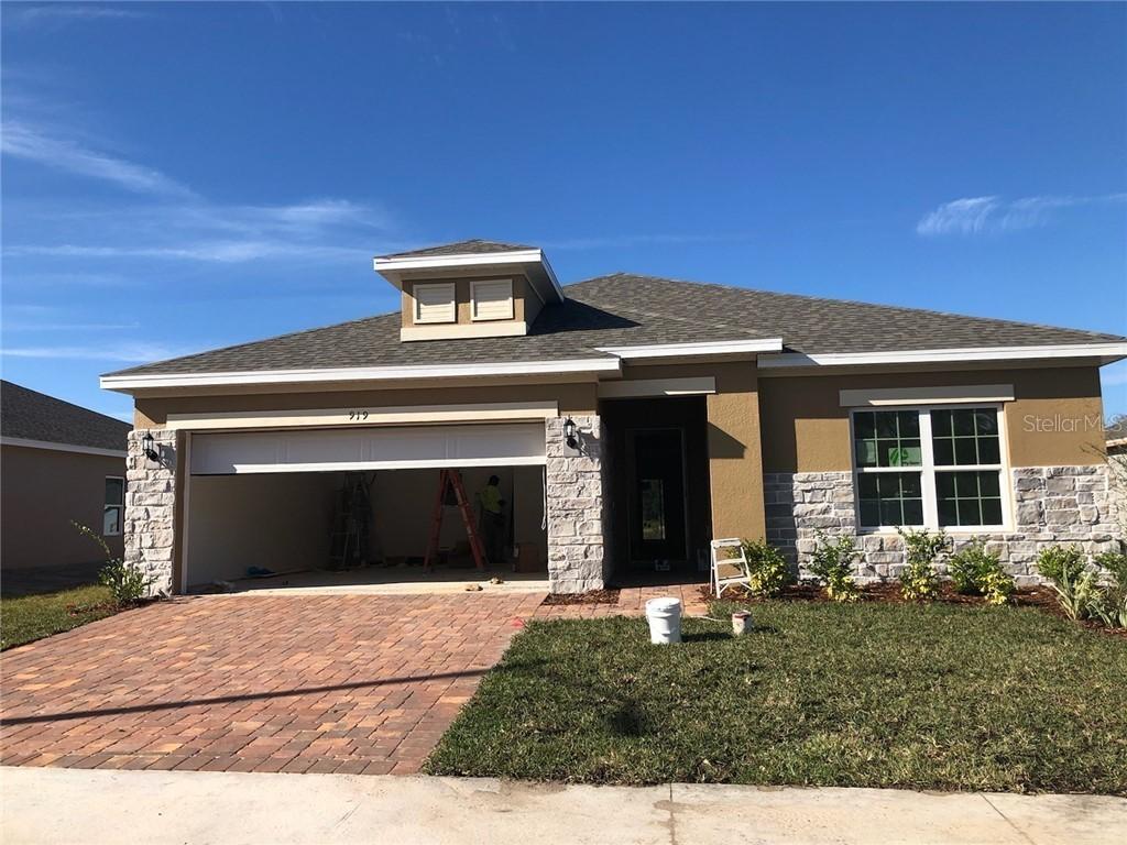 919 Avenal Ln., Davenport, FL 33837