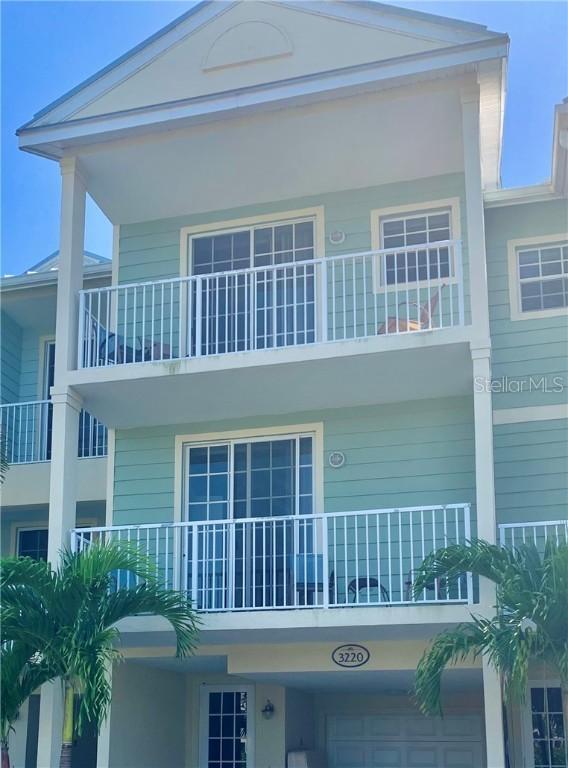 3220 Mangrove Point Dr., Ruskin, FL 33570