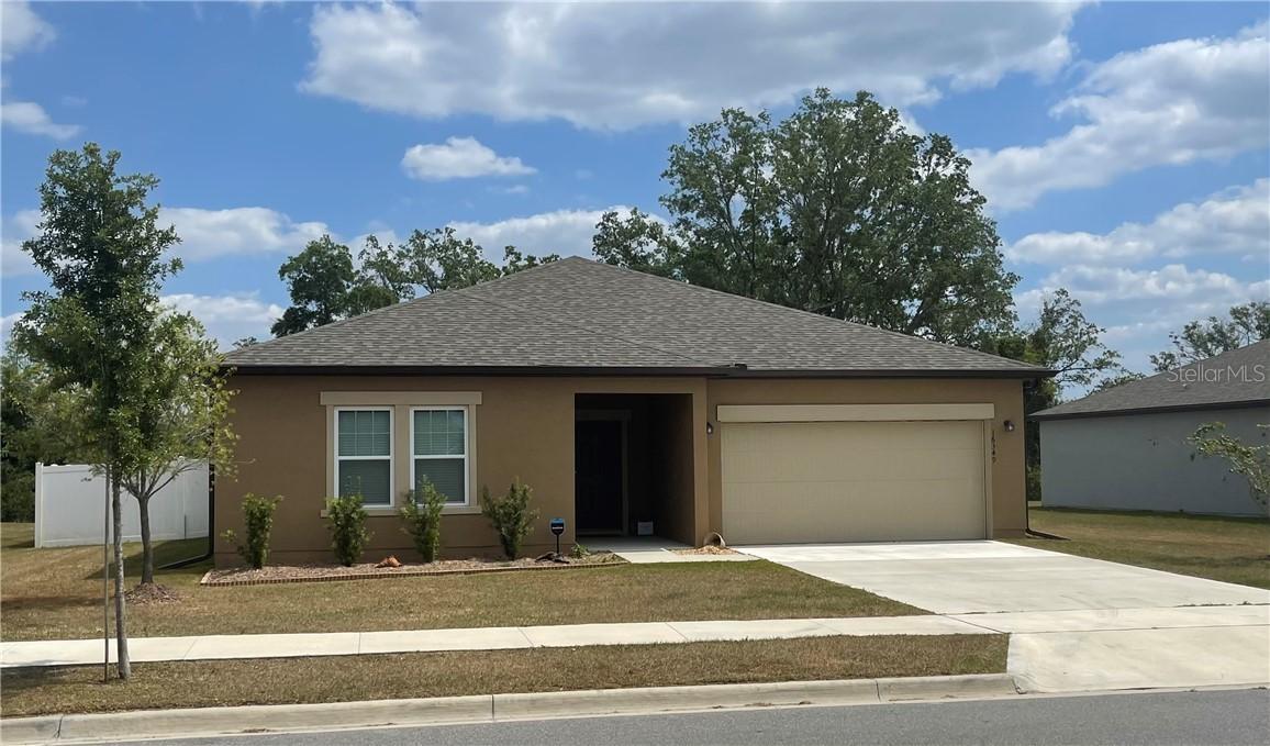16349 Blooming Cherry Dr., Groveland, FL 34736